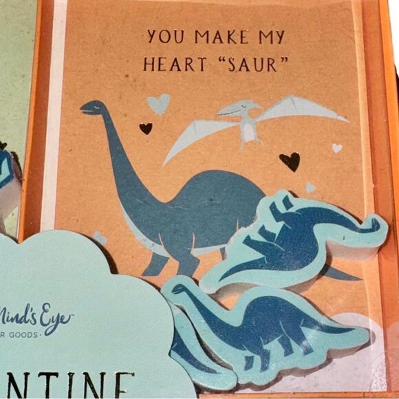 My Mind’s Eye 12 Pack Multicolored Dinosaur Valentine’s day Cards & Erasers Set - Picture 6 of 9